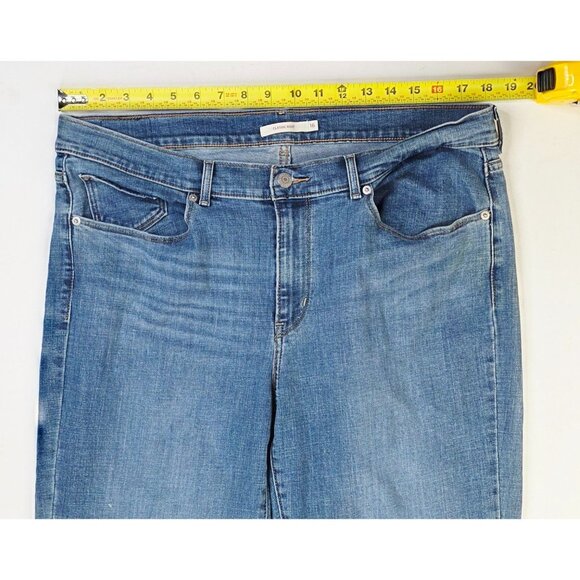 Levis 33X34 Size 16L Womens Classic Bootcut Blue Denim 5 Pocket Logo Tag Jeans - Picture 2 of 14